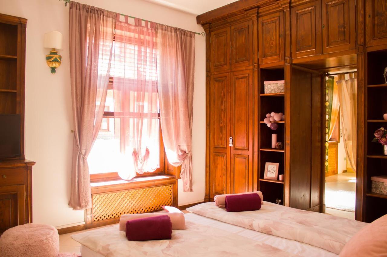 9 Stylish Suite In Unirii Square Тимишоара Экстерьер фото